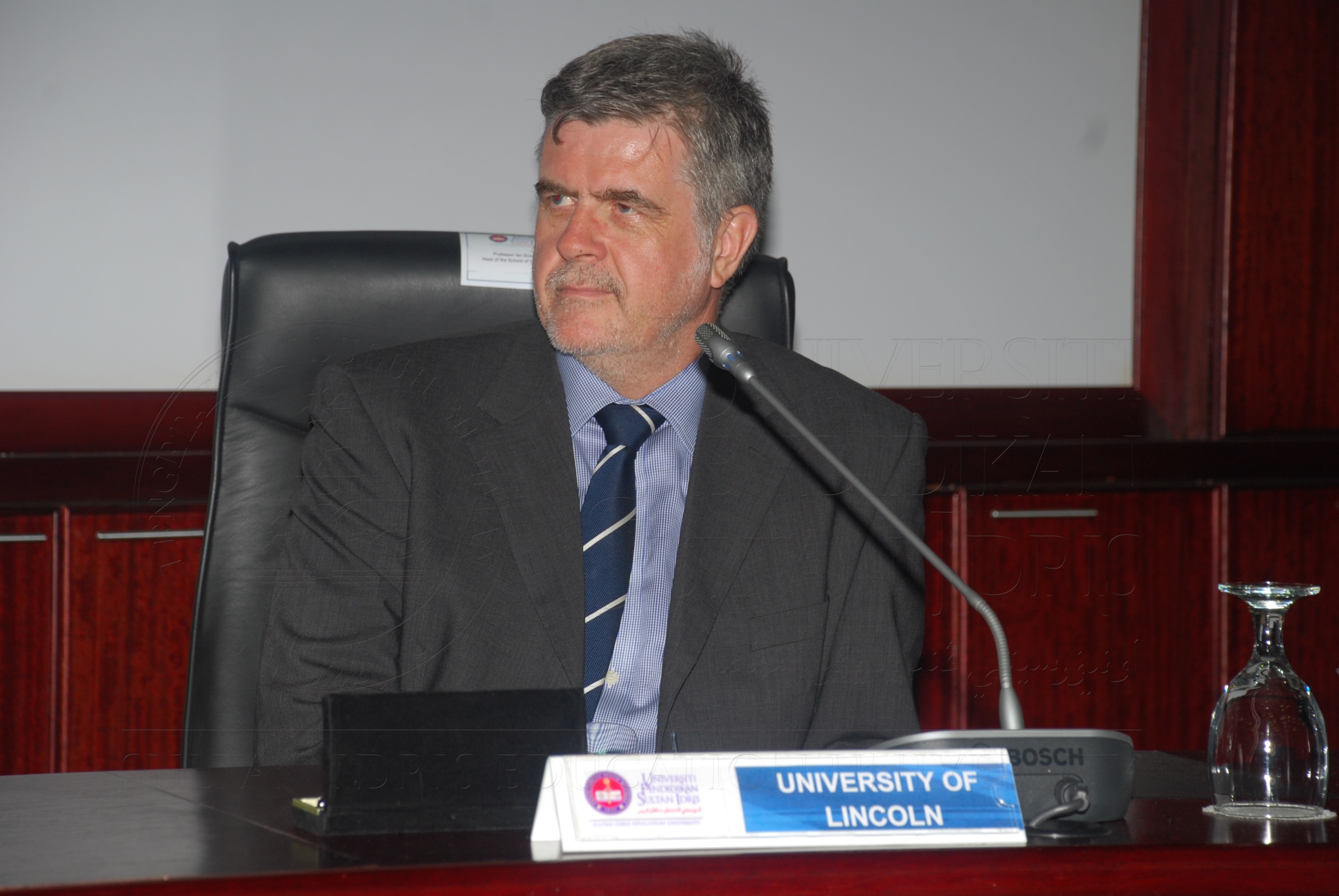 PRO15 134 LOI DSC 0626